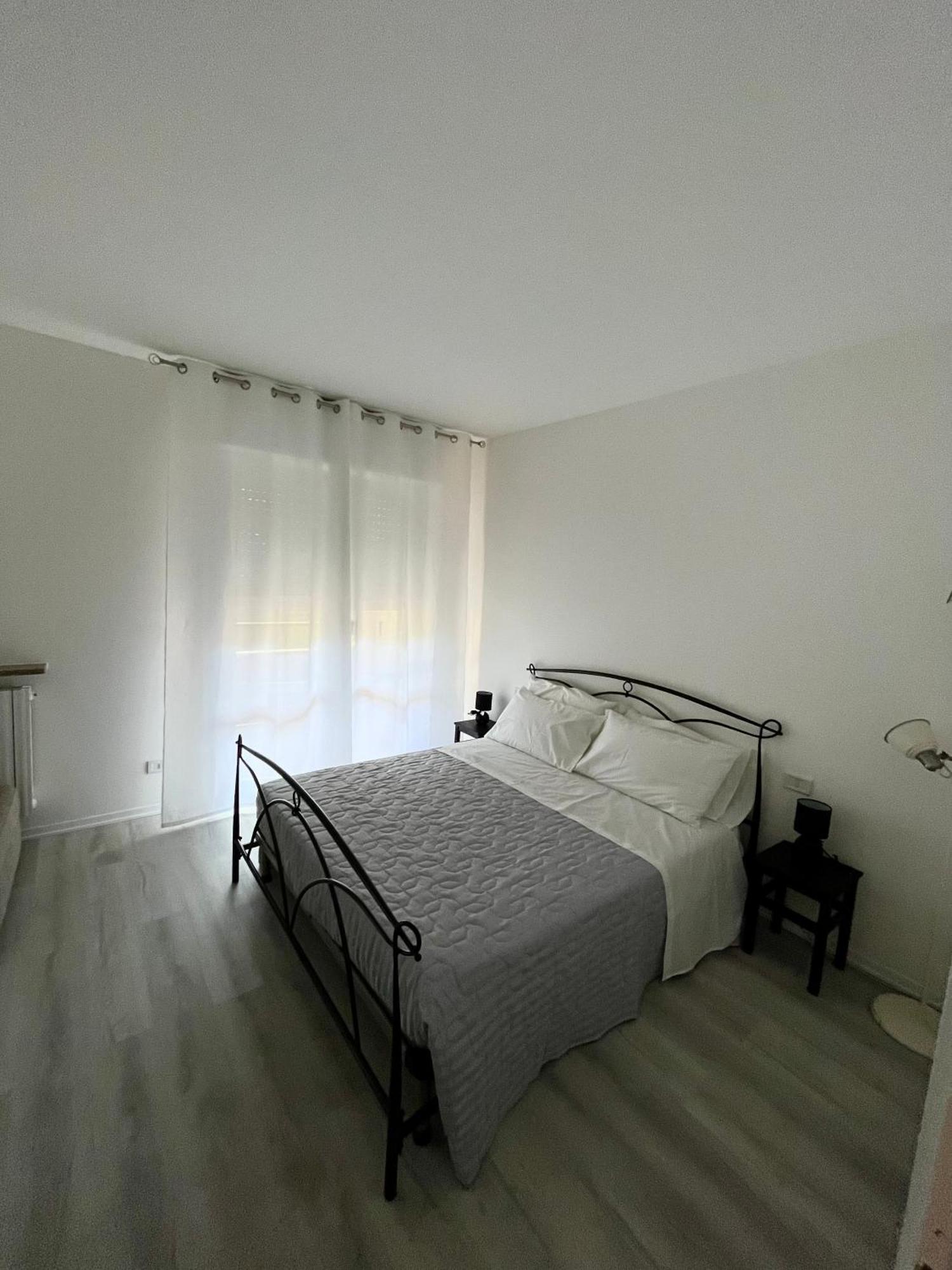 Lake & Nature Apartment Испра Экстерьер фото